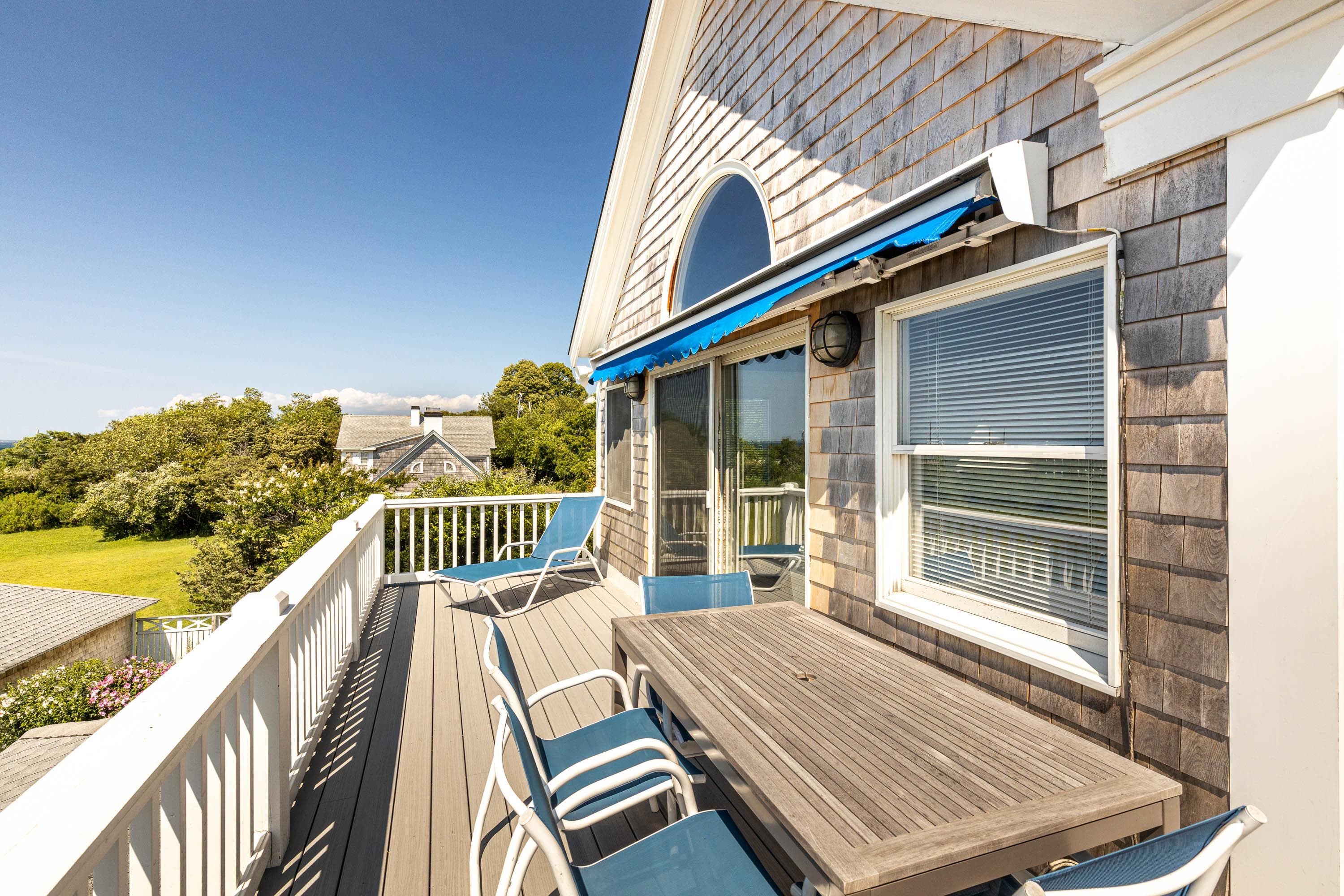 Image 3 - 4 Bedroom Rental in Oak Bluffs, East Chop - Sleeps 7