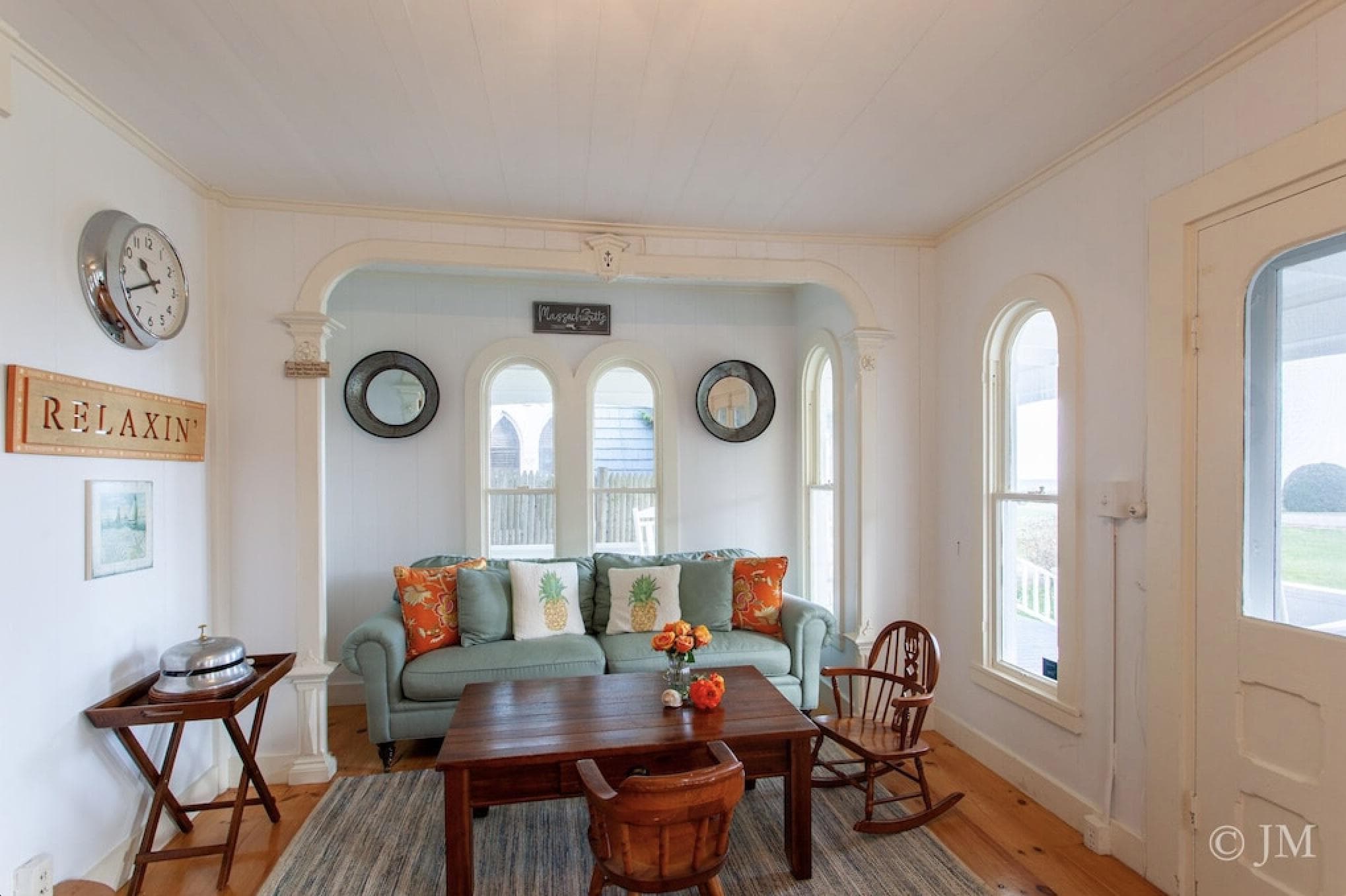 Image 3 - 7 Bedroom Rental in Oak Bluffs, Downtown - Sleeps 14