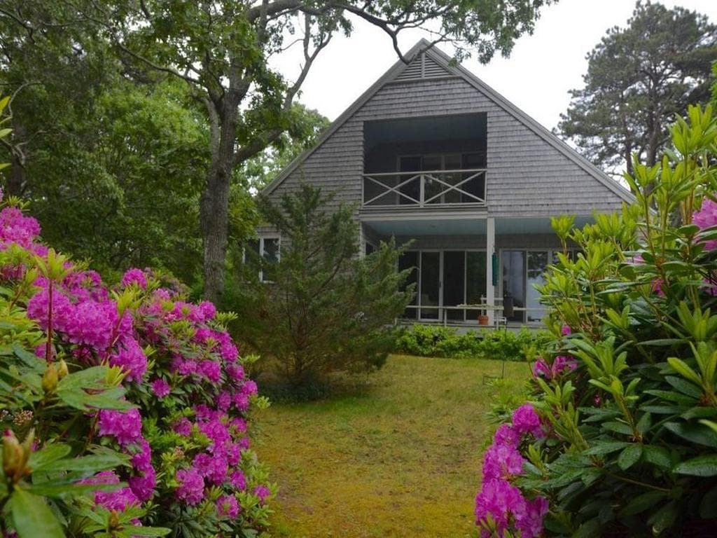 Image 1 - 2 Bedroom Rental in Oak Bluffs, Other - Sleeps 6