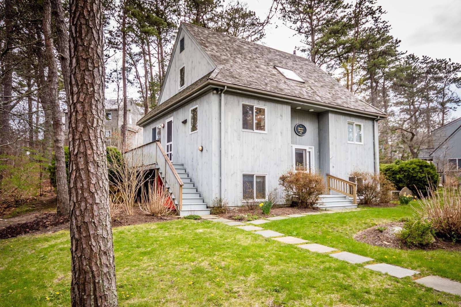 19 Hidden Cove Rd.