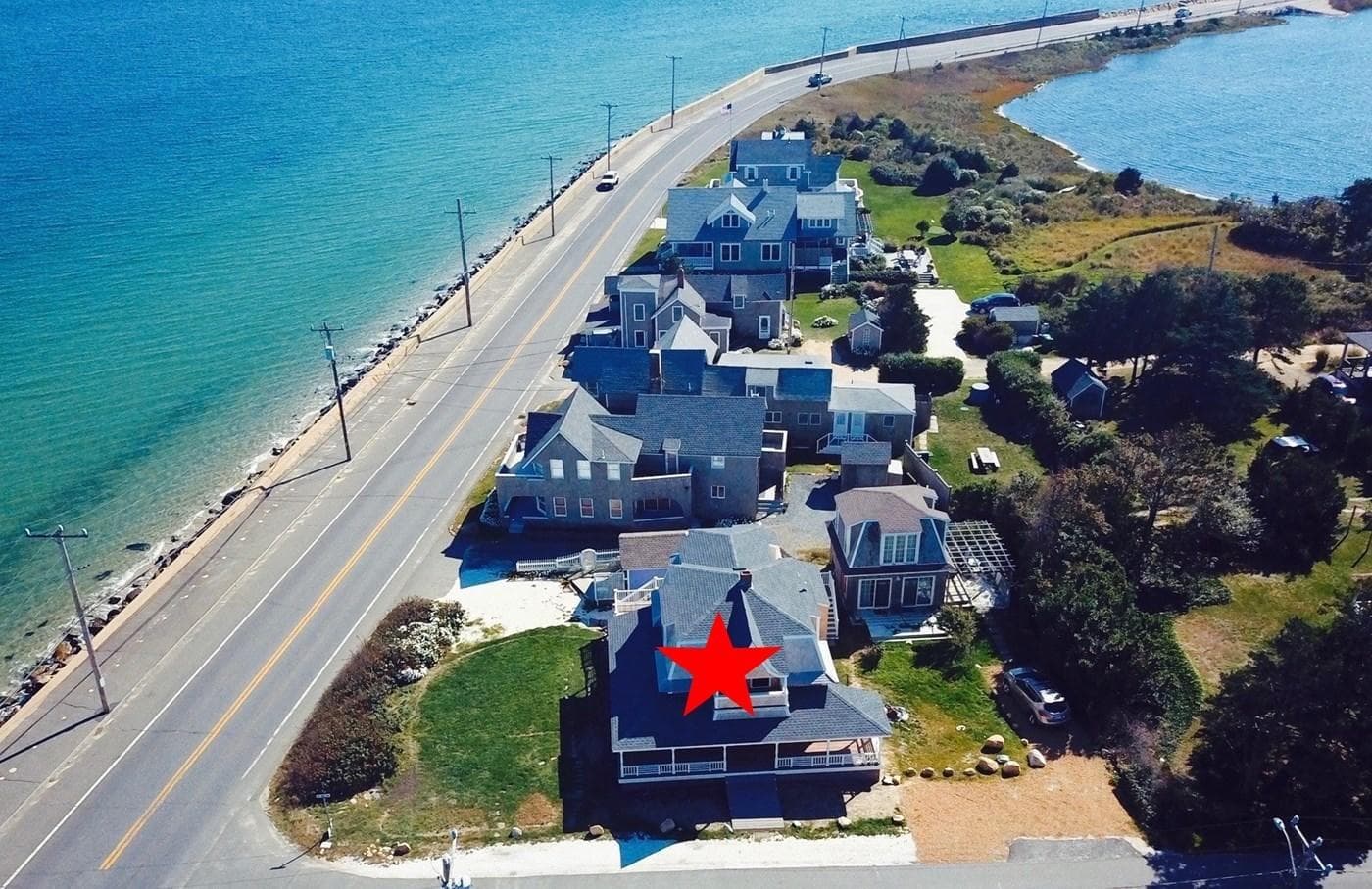 Image 3 - 4 Bedroom Rental in Oak Bluffs, Copeland District - Sleeps 9