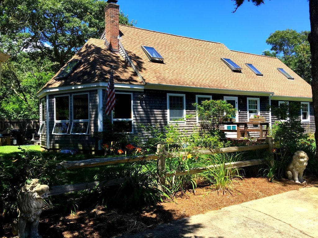 Image 1 - 3 Bedroom Rental in Edgartown, Other - Sleeps 8