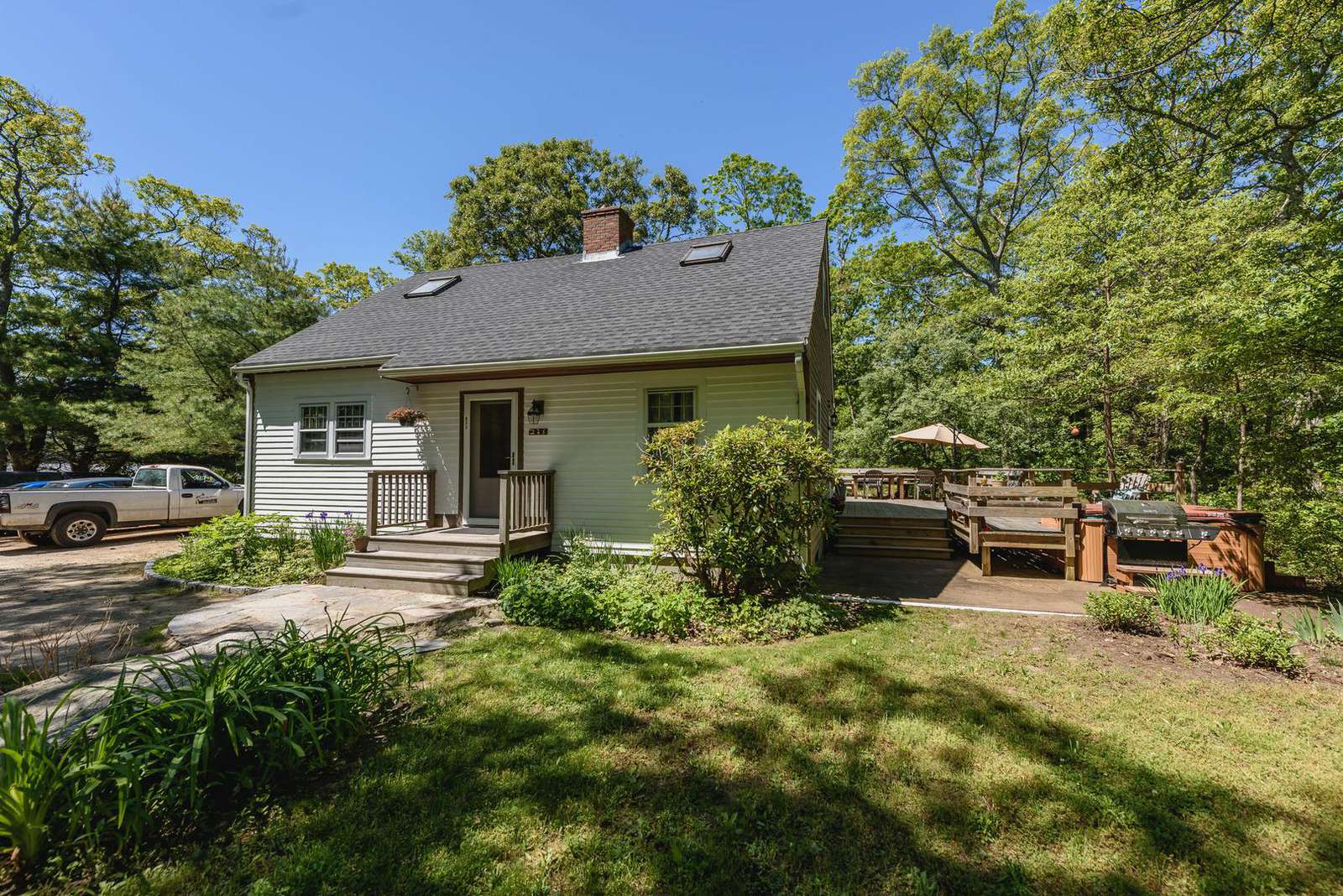 211 Edgartown - Vineyard Haven Road