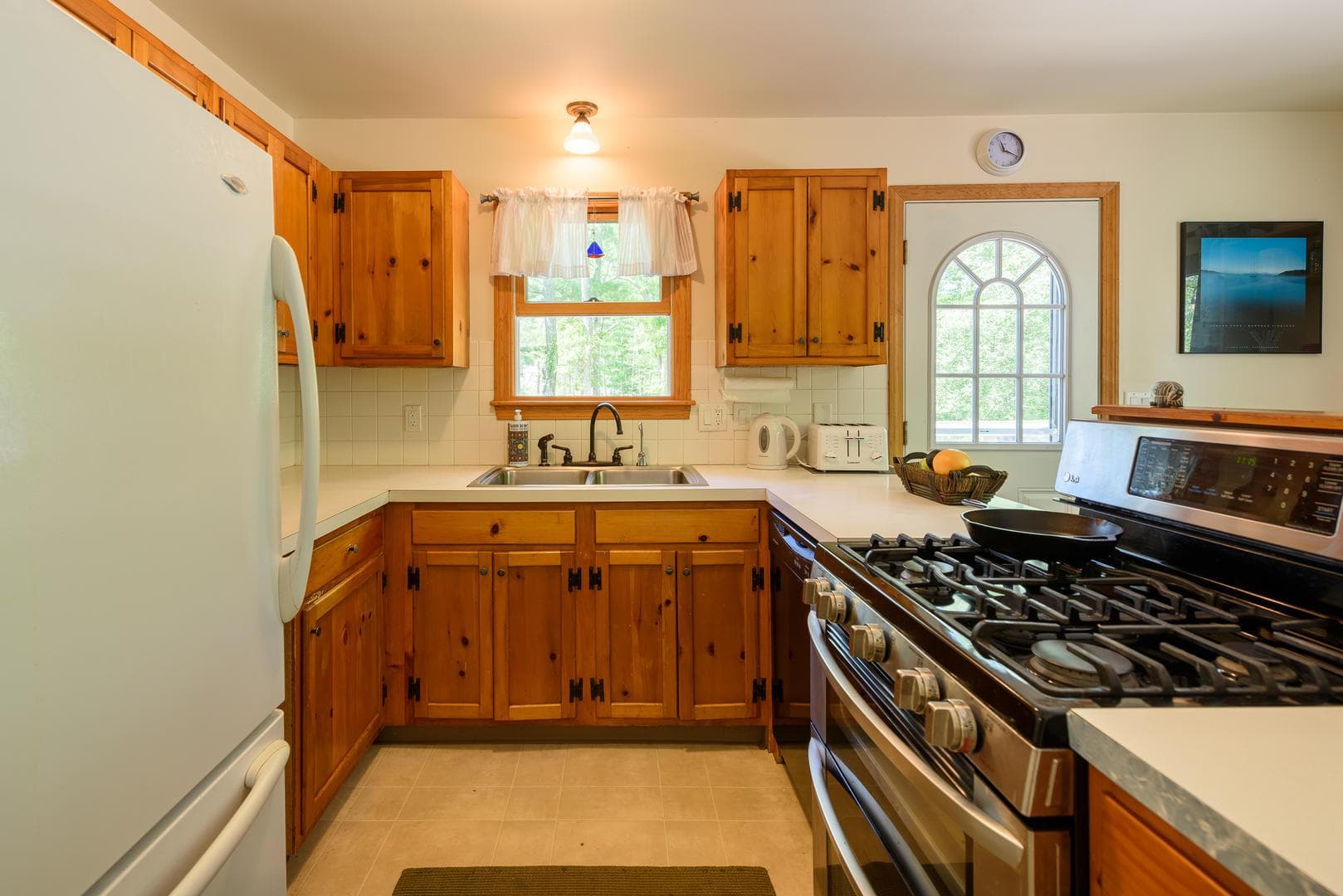 Image 3 - 4 Bedroom Rental in Vineyard Haven, Other - Sleeps 10
