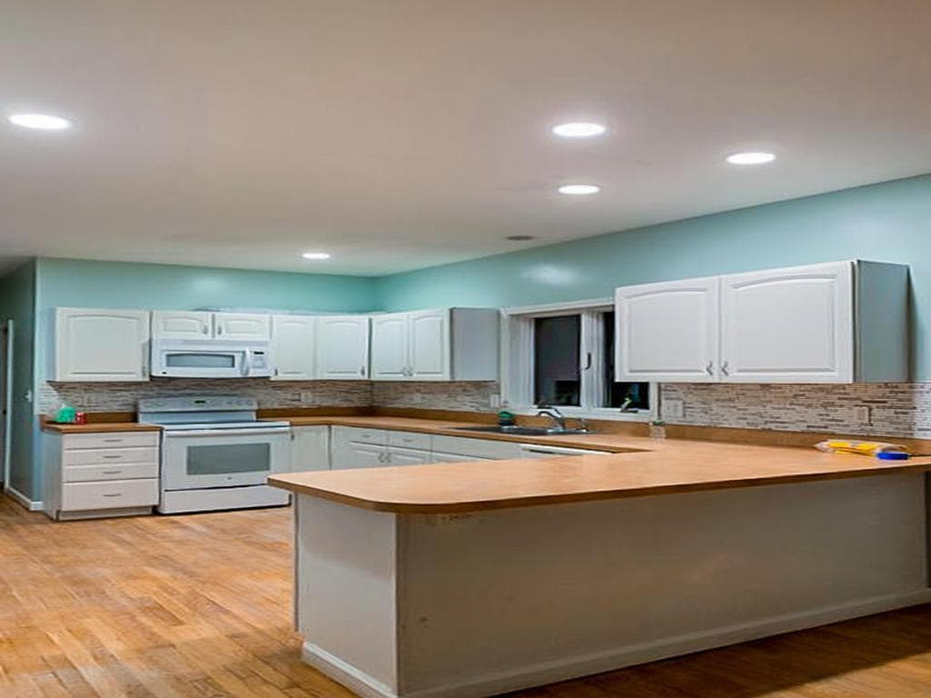 Image 3 - 4 Bedroom Rental in Oak Bluffs, Other - Sleeps 8