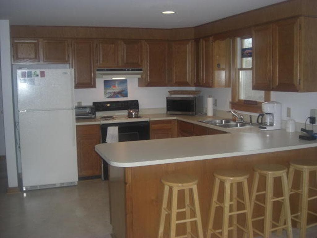 Image 2 - 4 Bedroom Rental in Edgartown, Katama - Sleeps 10