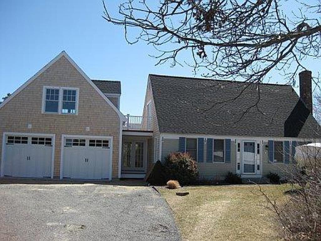 Image 1 - 4 Bedroom Rental in Edgartown, Katama - Sleeps 10