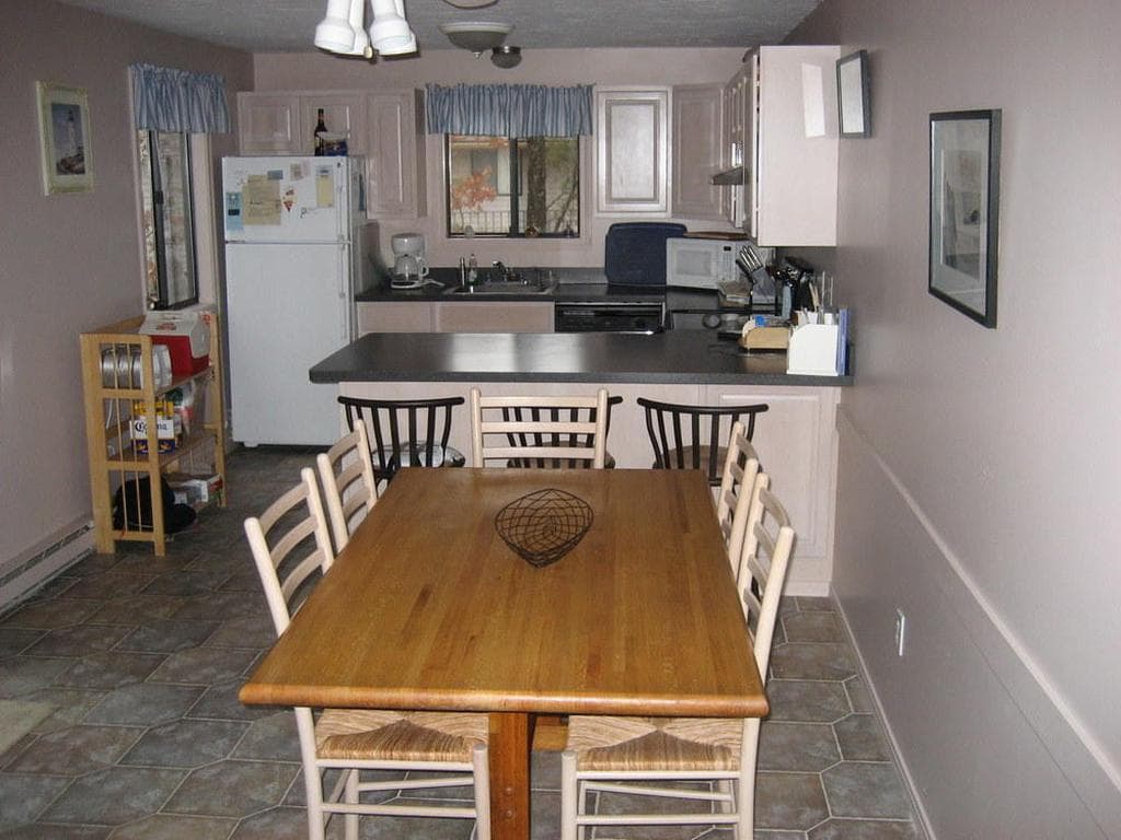 Image 3 - 4 Bedroom Rental in Edgartown, Katama - Sleeps 8