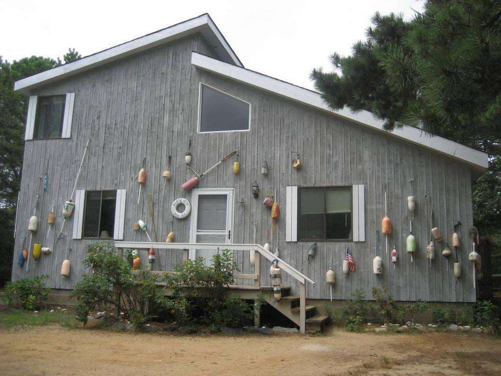 32 Windsor Drive