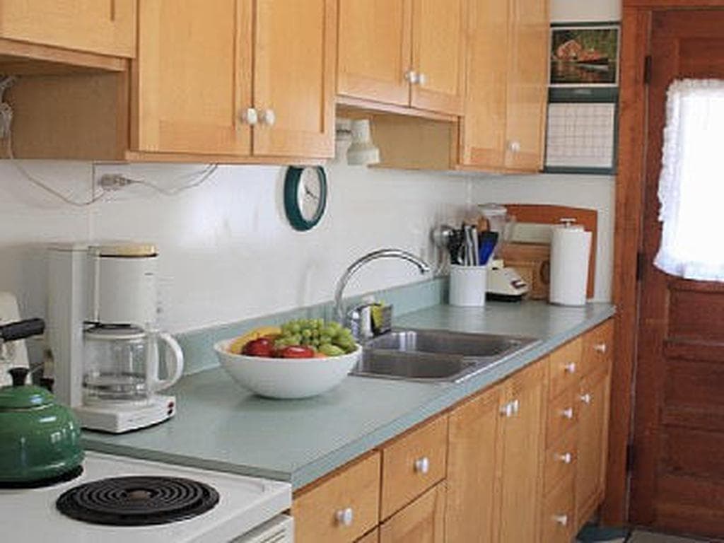 Image 3 - 3 Bedroom Rental in Aquinnah, Other - Sleeps 6