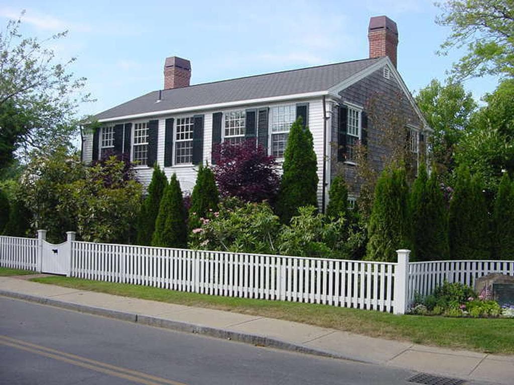 Image 2 - 5 Bedroom Rental in Edgartown, Other - Sleeps 10