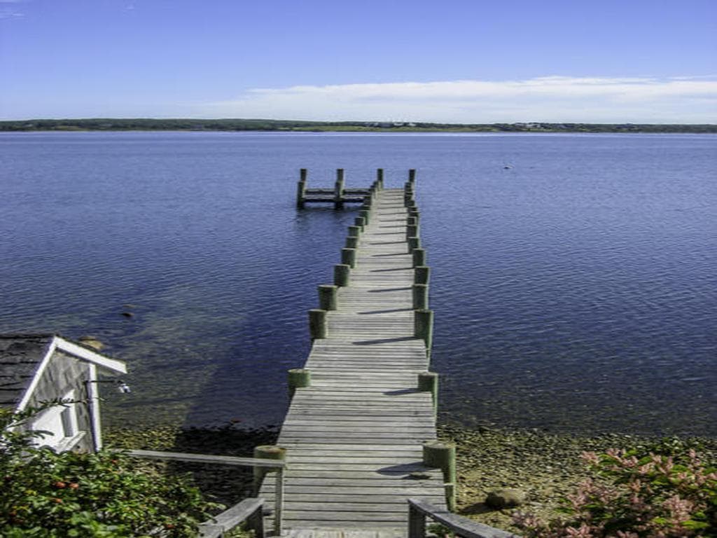 Image 2 - 6 Bedroom Rental in Edgartown, Katama - Sleeps 10