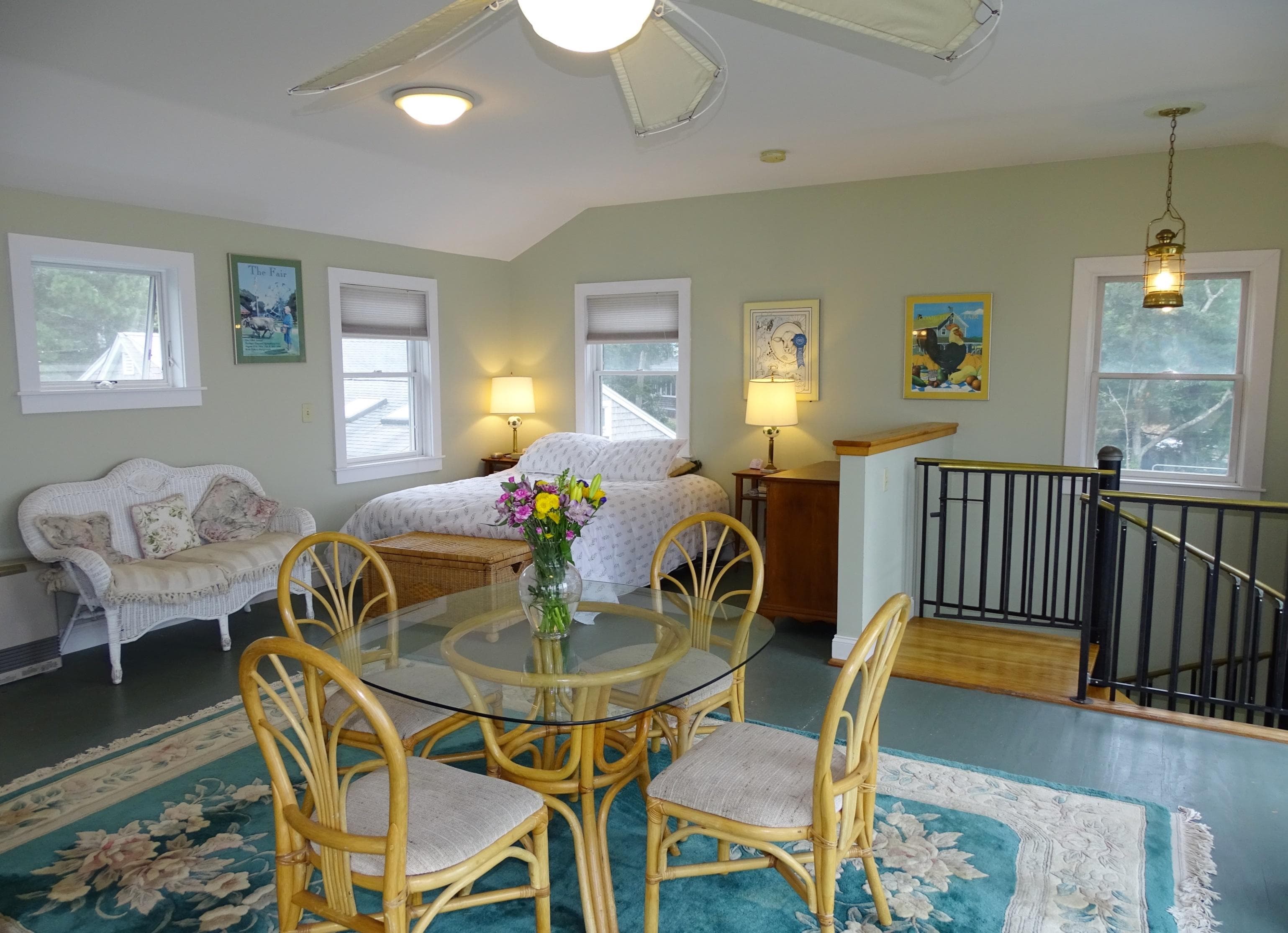 Image 2 - 5 Bedroom Rental in Oak Bluffs, Other - Sleeps 8