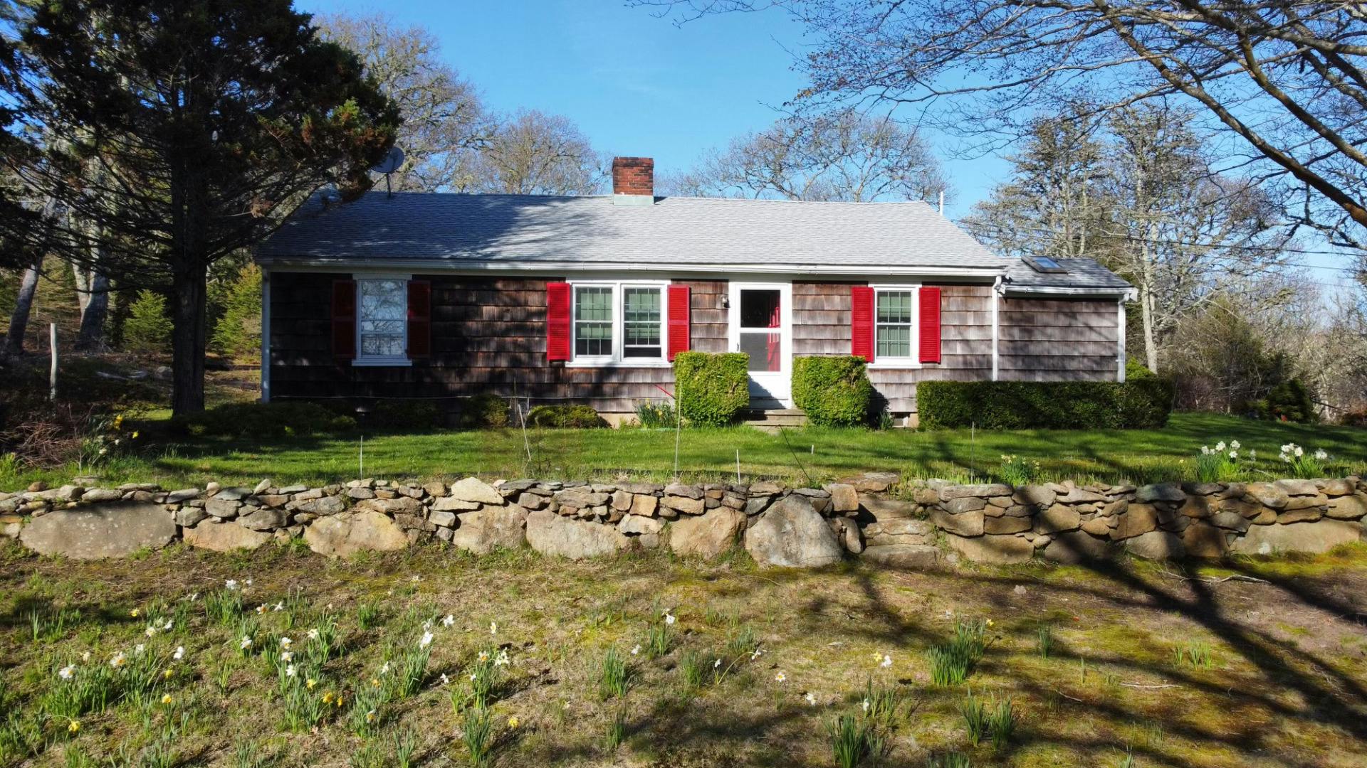 135 Middle Road, Chilmark MA 02535