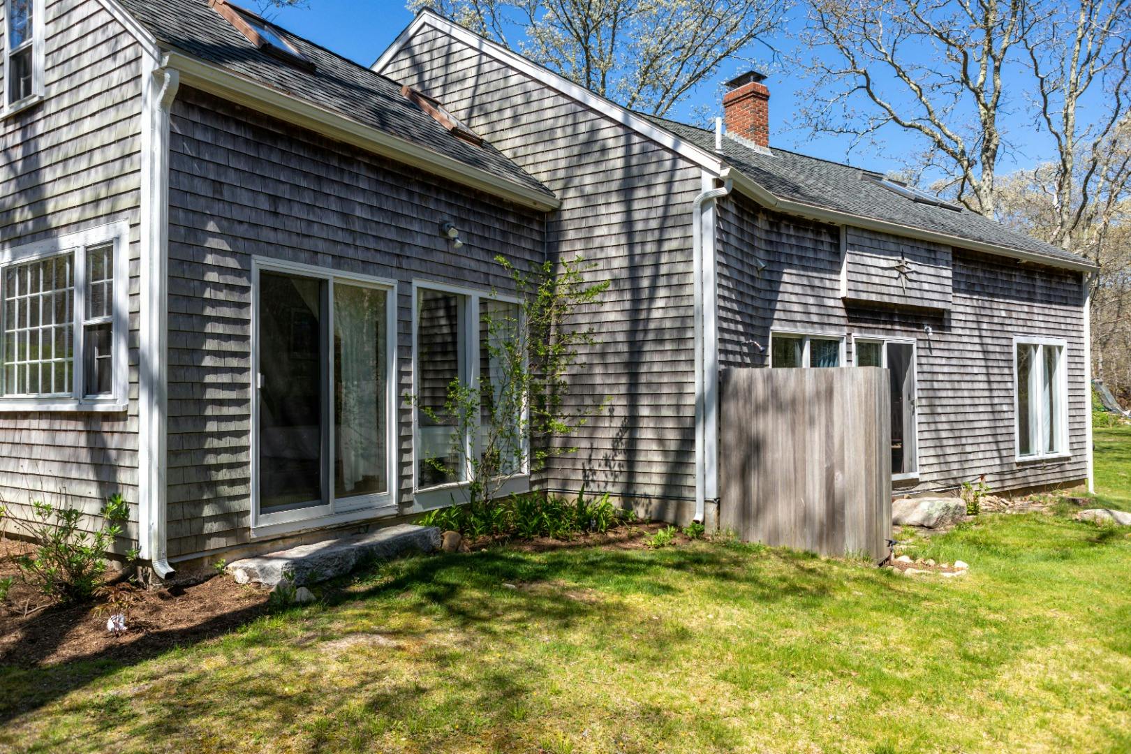 40 Dolphine Merry Road, West Tisbury MA 02575