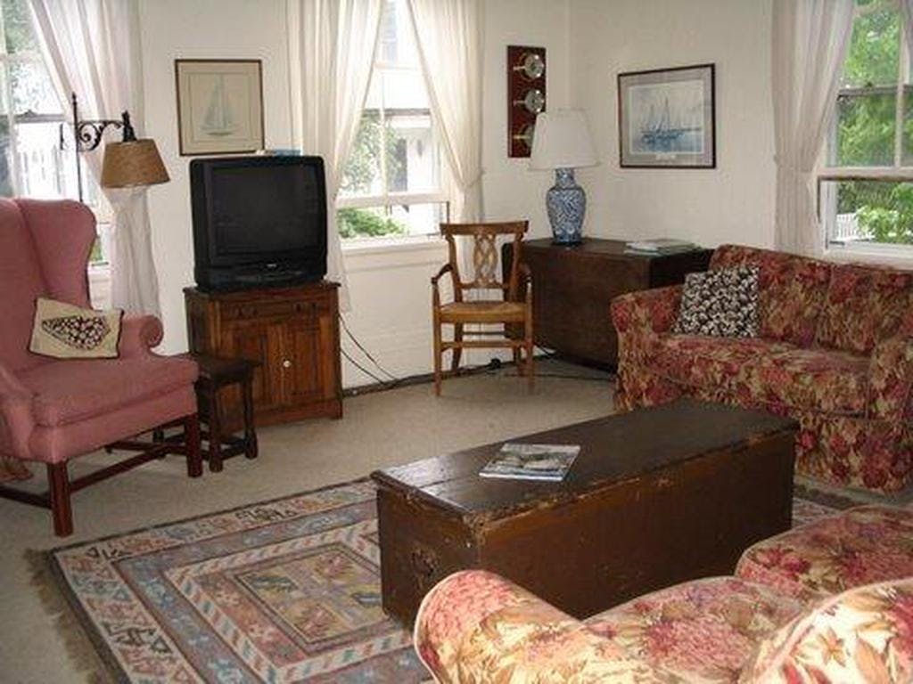 Image 3 - 4 Bedroom Rental in Edgartown, Other - Sleeps 8